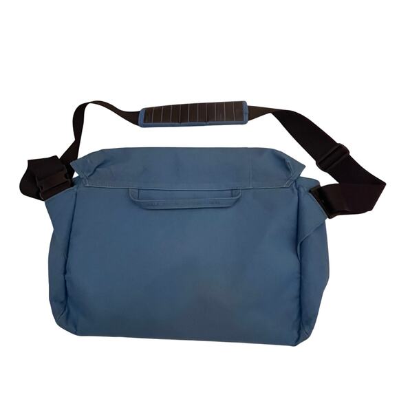 Golla G1438 Fanta 16" Padded Laptop Bag Blue 16 - Picture 2 of 10